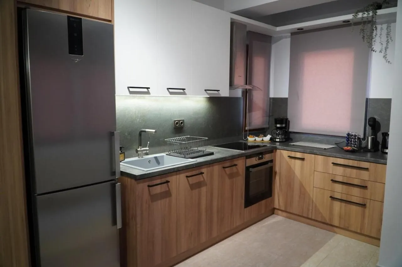 Modern Apartment In Οld Τown Thessaloniki Greece